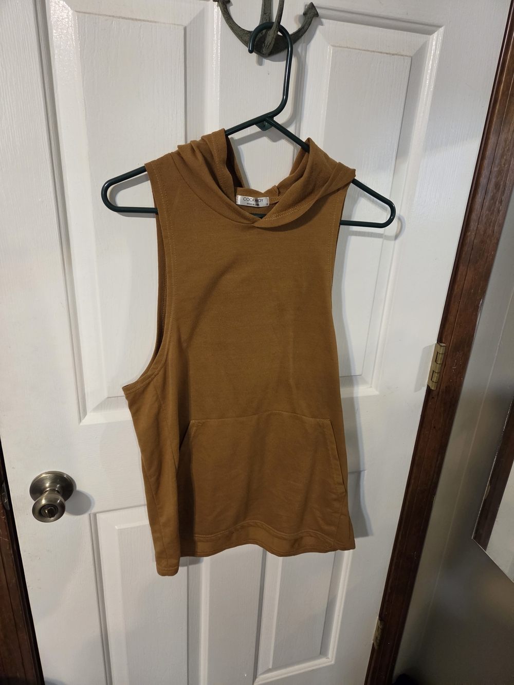 COZY Sleeveless Hoodie Tank Top - Caramel Brown